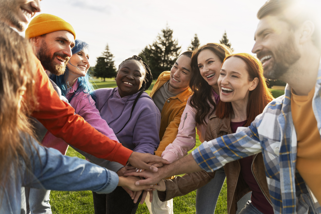 Summer of connection: How to turn socials and shared interests into strategic employee benefits